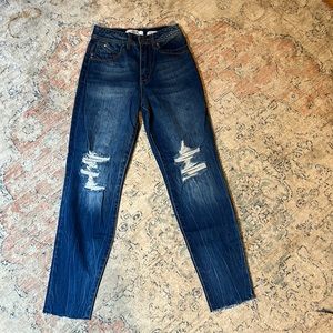 Distressed Jeans size 5/27 🌸